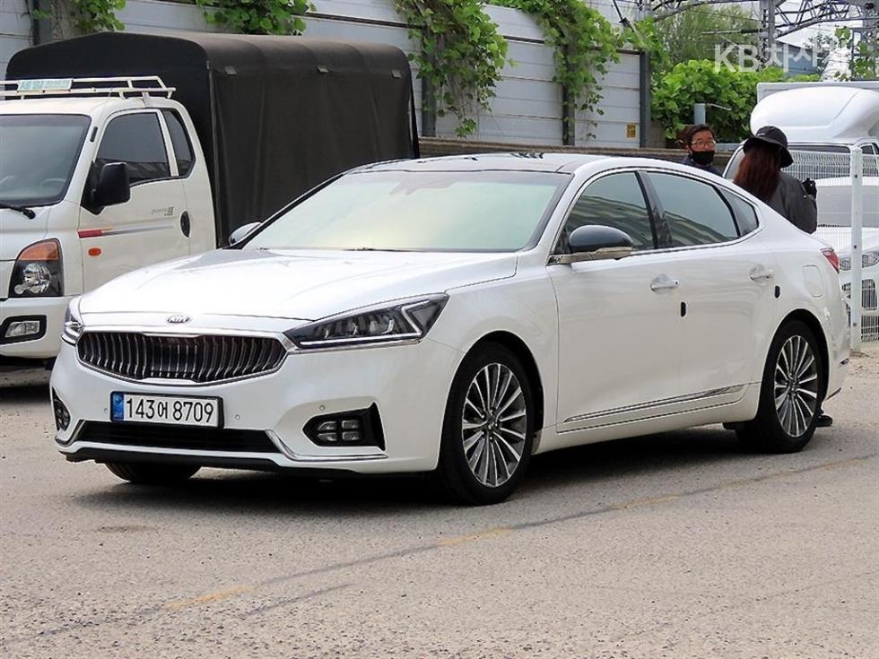 Kia K7 — miniaturë 2