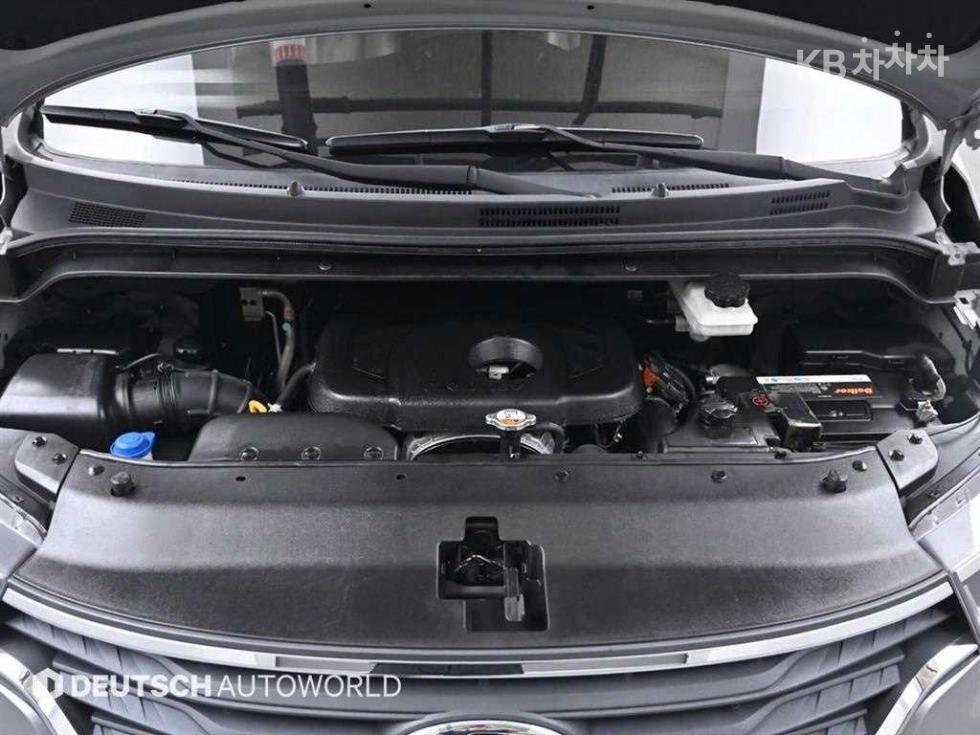 Hyundai Starex — miniaturë 6