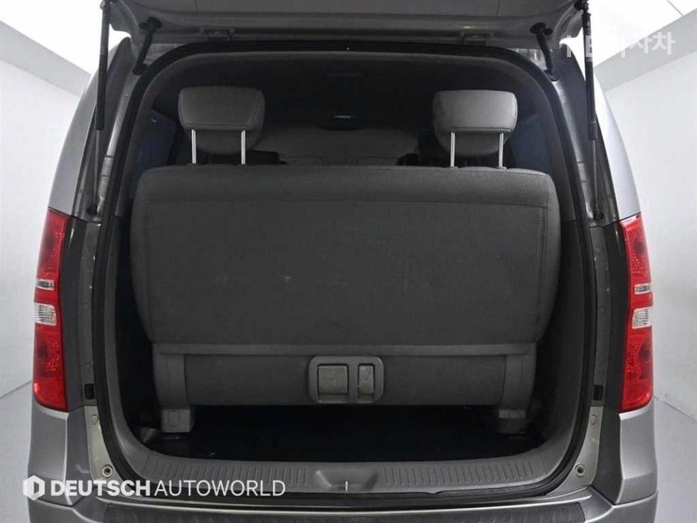 Hyundai Starex — miniaturë 18