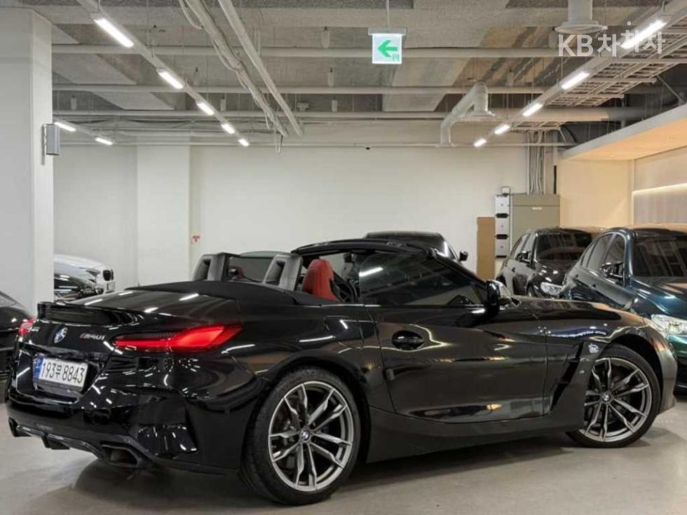2021 BMW BMW Z4 photo