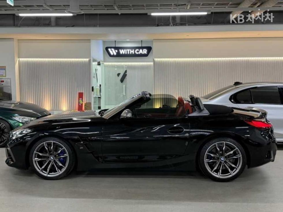 2021 BMW BMW Z4 photo
