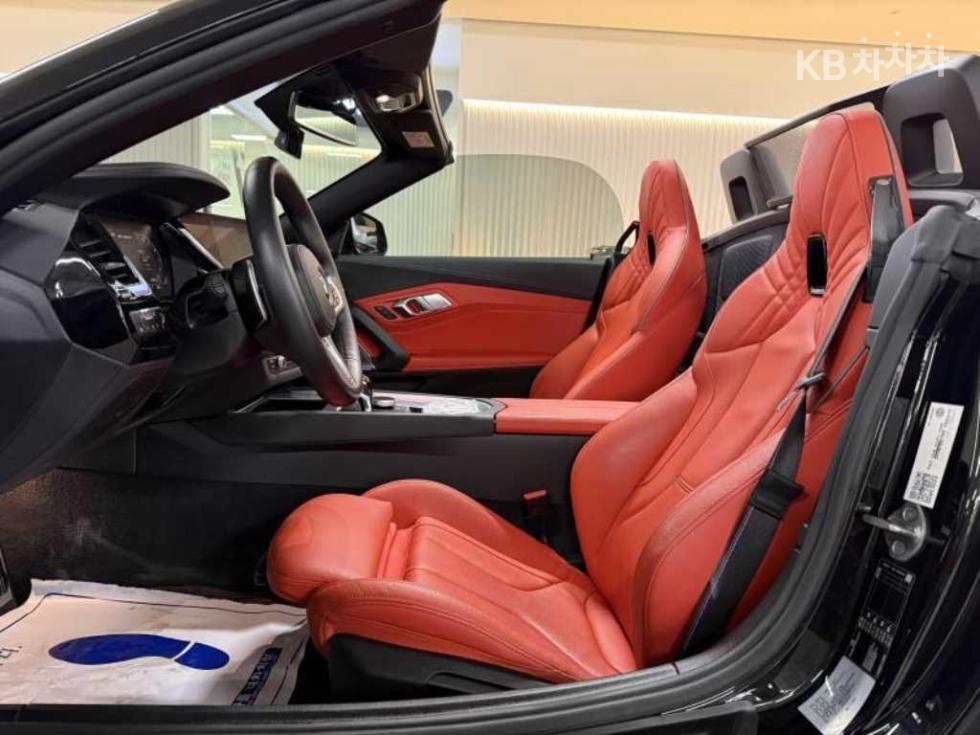 2021 BMW BMW Z4 photo