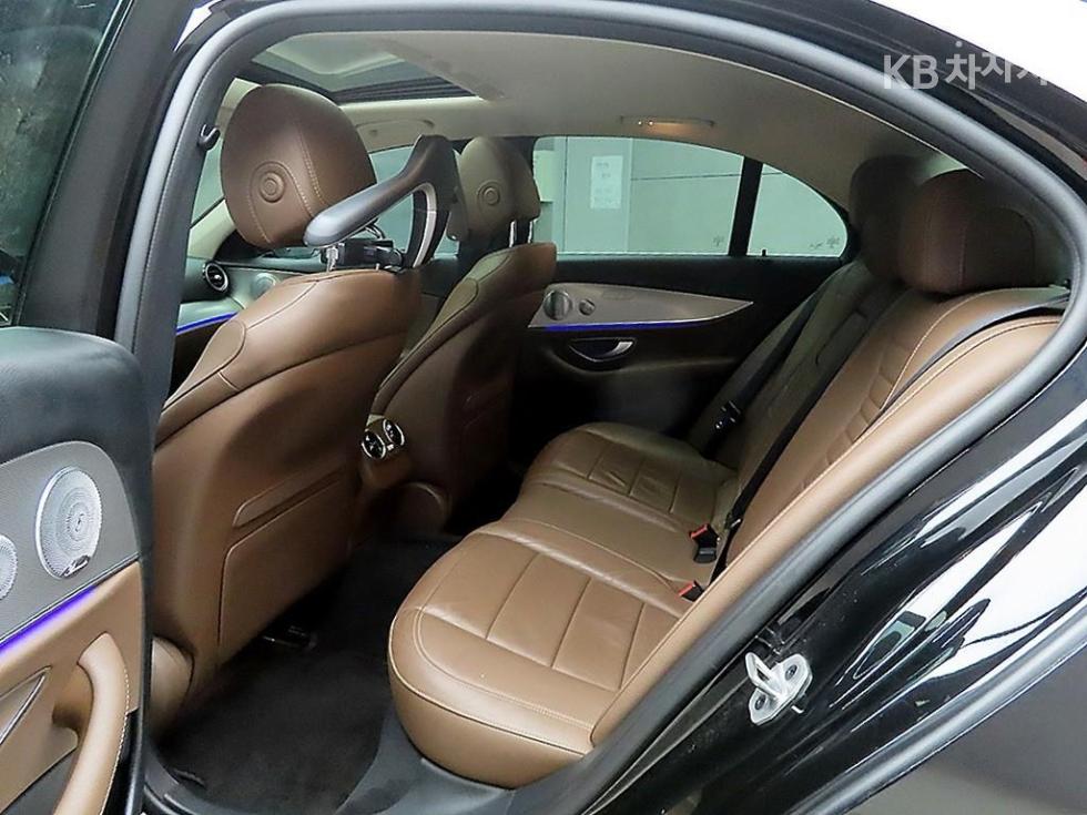 2019 Mercedes-Benz E (W213) photo