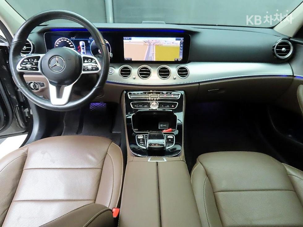 2019 Mercedes-Benz E (W213) photo