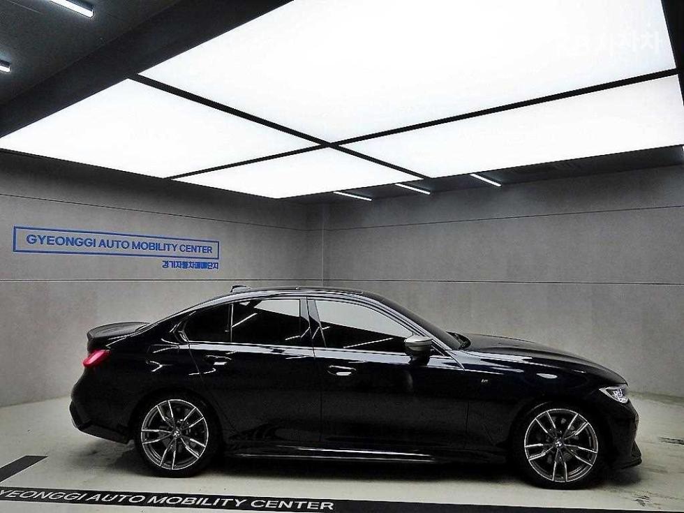 2021 BMW BMW 3 (G20) photo