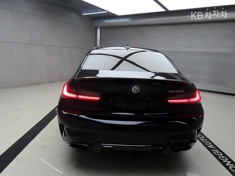 2021 BMW BMW 3 (G20) photo