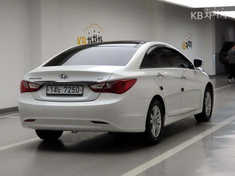 Hyundai Sonata — miniaturë 4