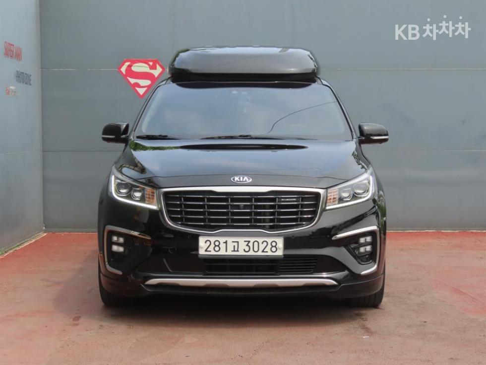 Kia Carnival — miniaturë 2
