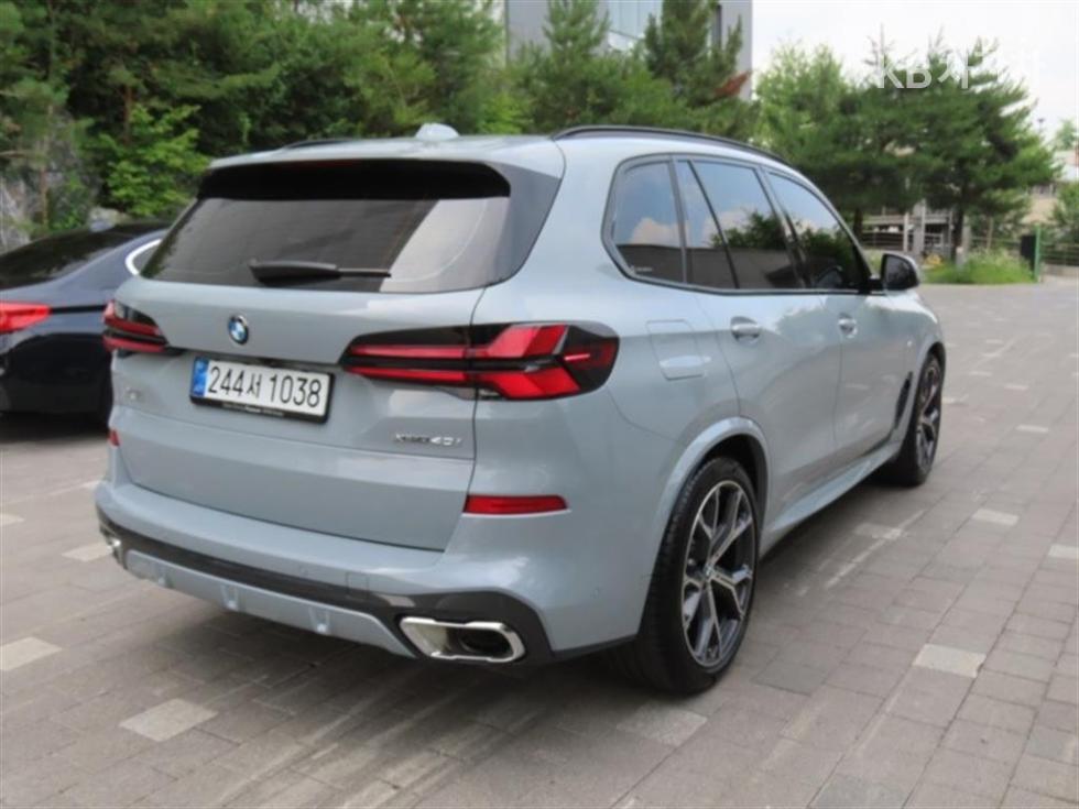 BMW X5 — miniaturë 3