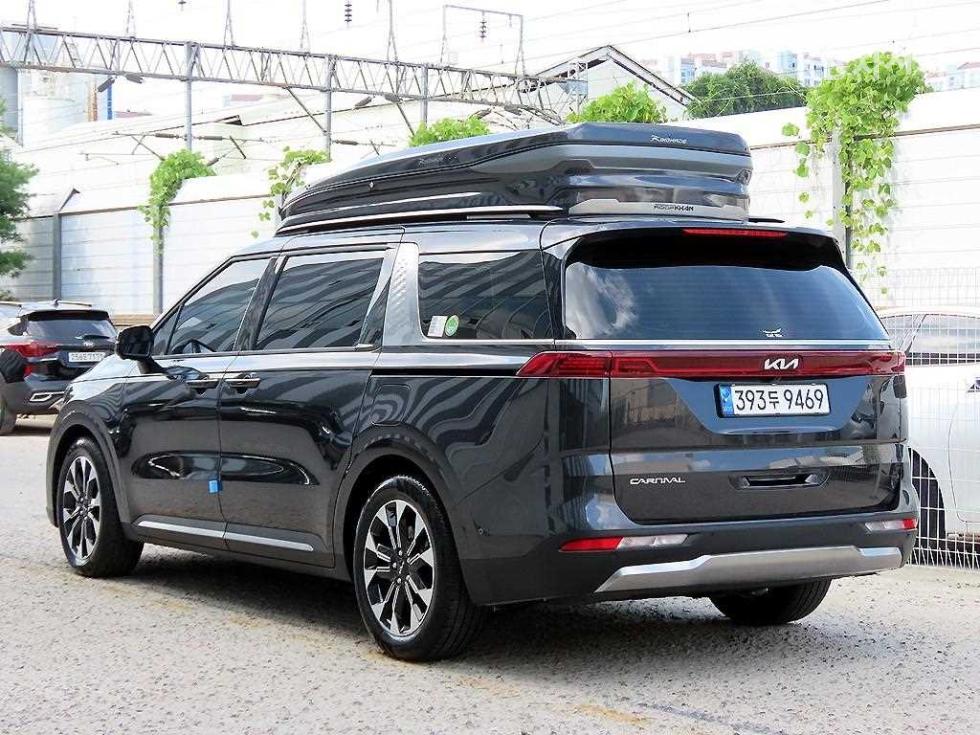 Kia Carnival — miniaturë 3