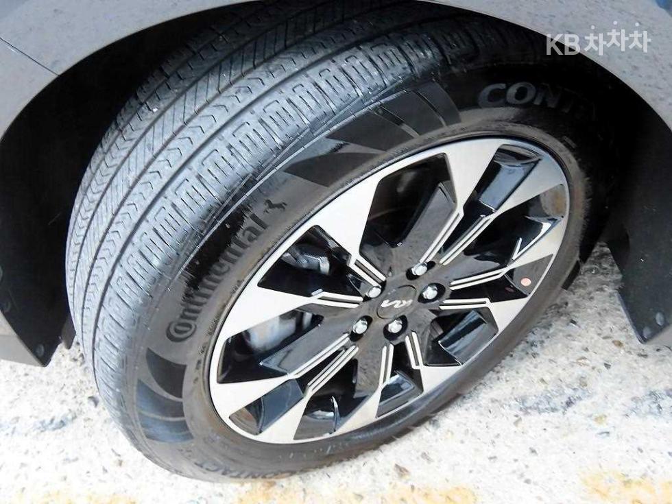 Kia Carnival — miniaturë 20