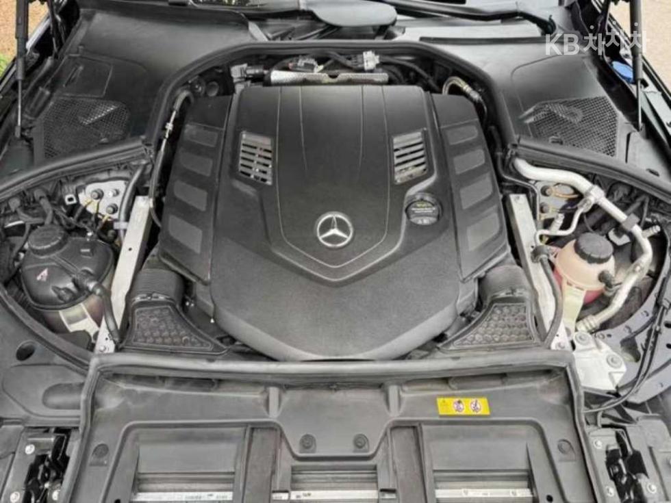 Mercedes-Benz S-klasse — miniaturë 17