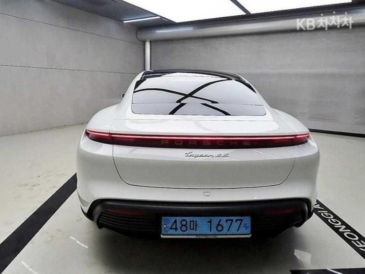Porsche Taycan 4S 2021 photo 3