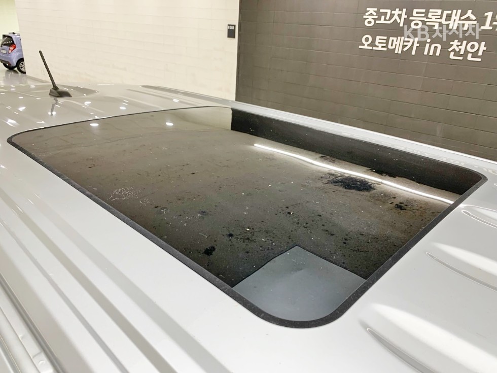 Hyundai Staria — miniaturë 30