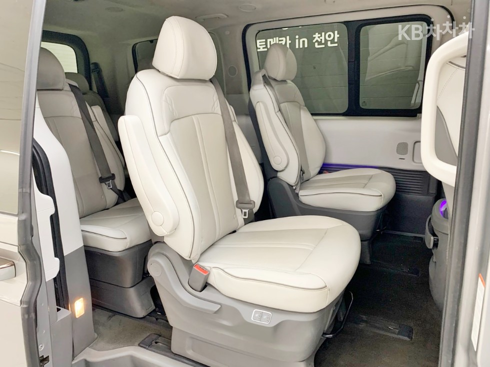 Hyundai Staria — miniaturë 16