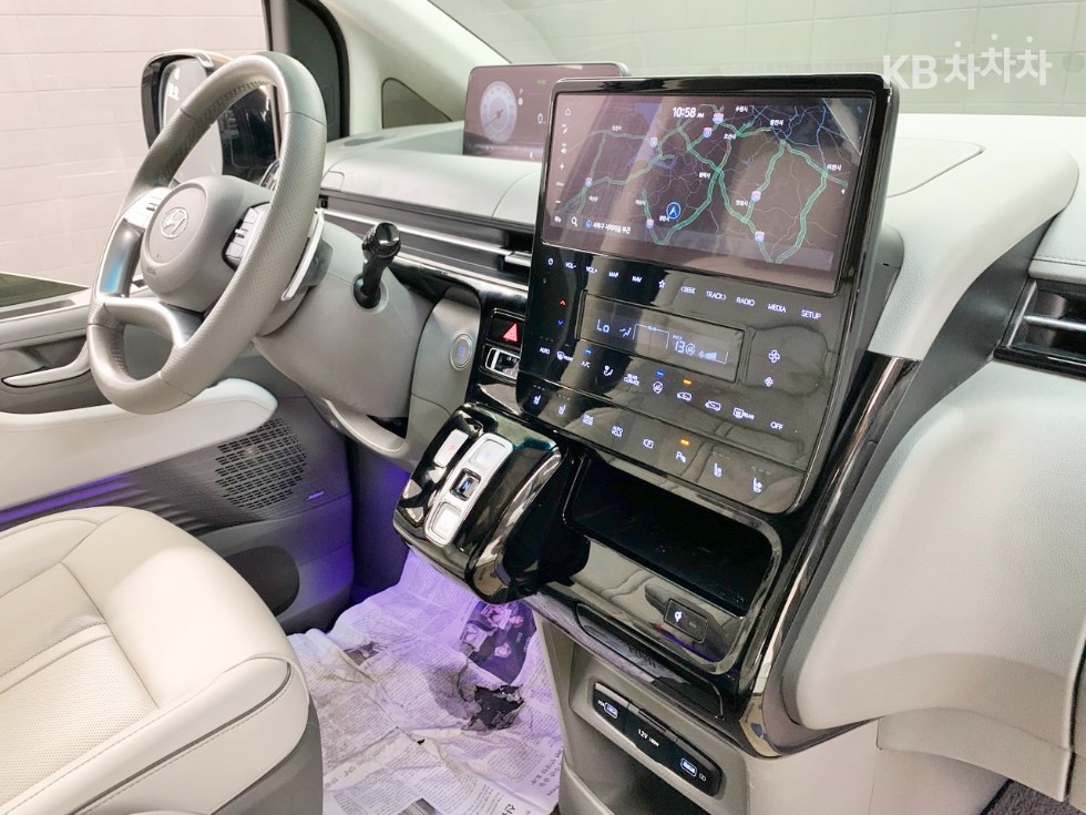 Hyundai Staria — miniaturë 12