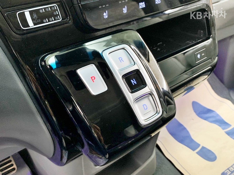 Hyundai Staria — miniaturë 9