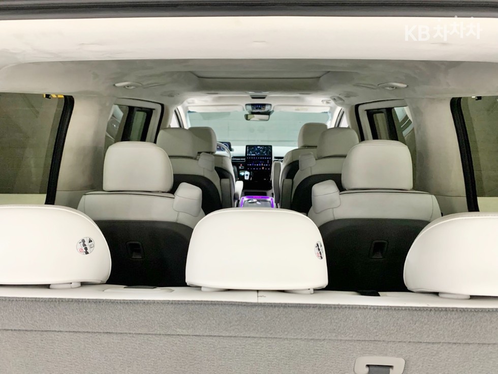 Hyundai Staria — miniaturë 31