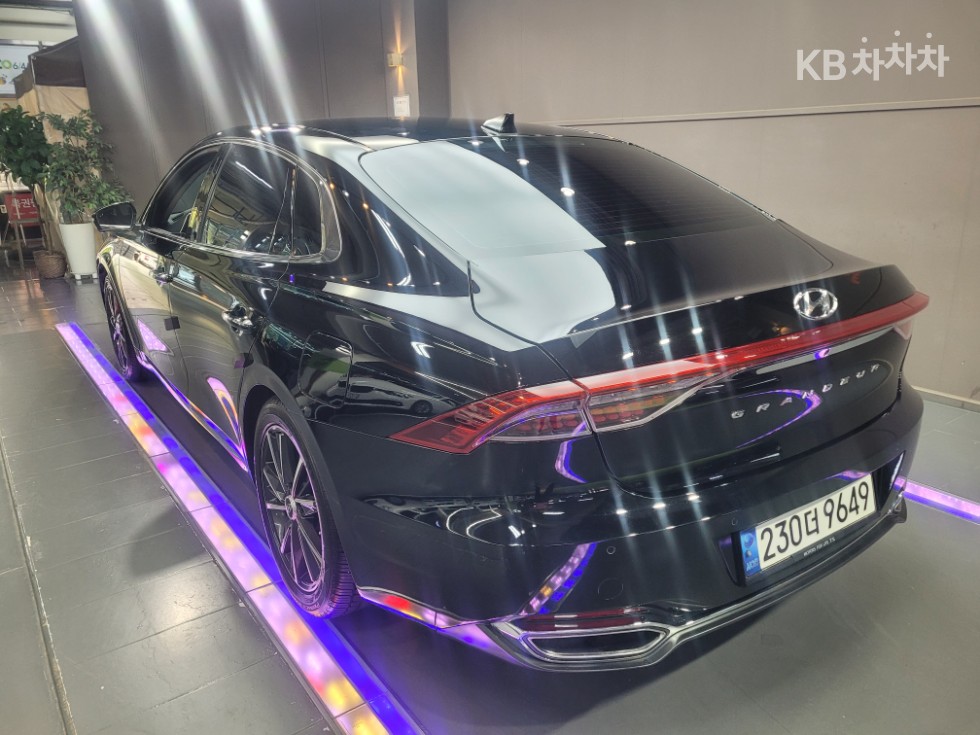 Hyundai Grandeur — miniaturë 9