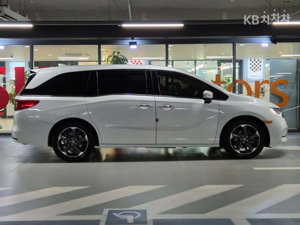 Honda Odyssey — miniaturë 7
