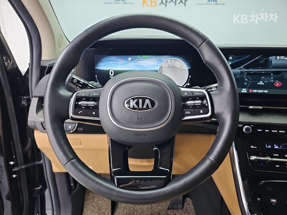 Kia Carnival — miniaturë 9