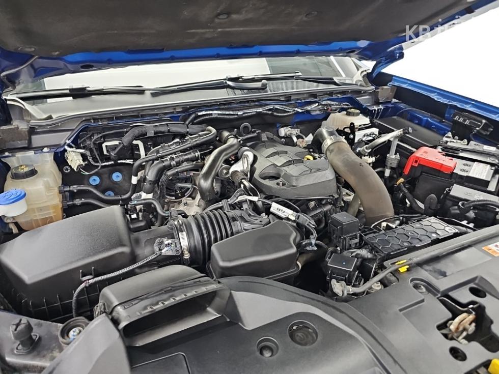 2023 Ford 4 photo
