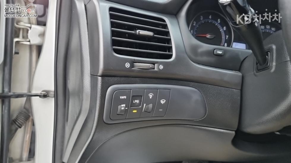 Kia K5 — miniaturë 14