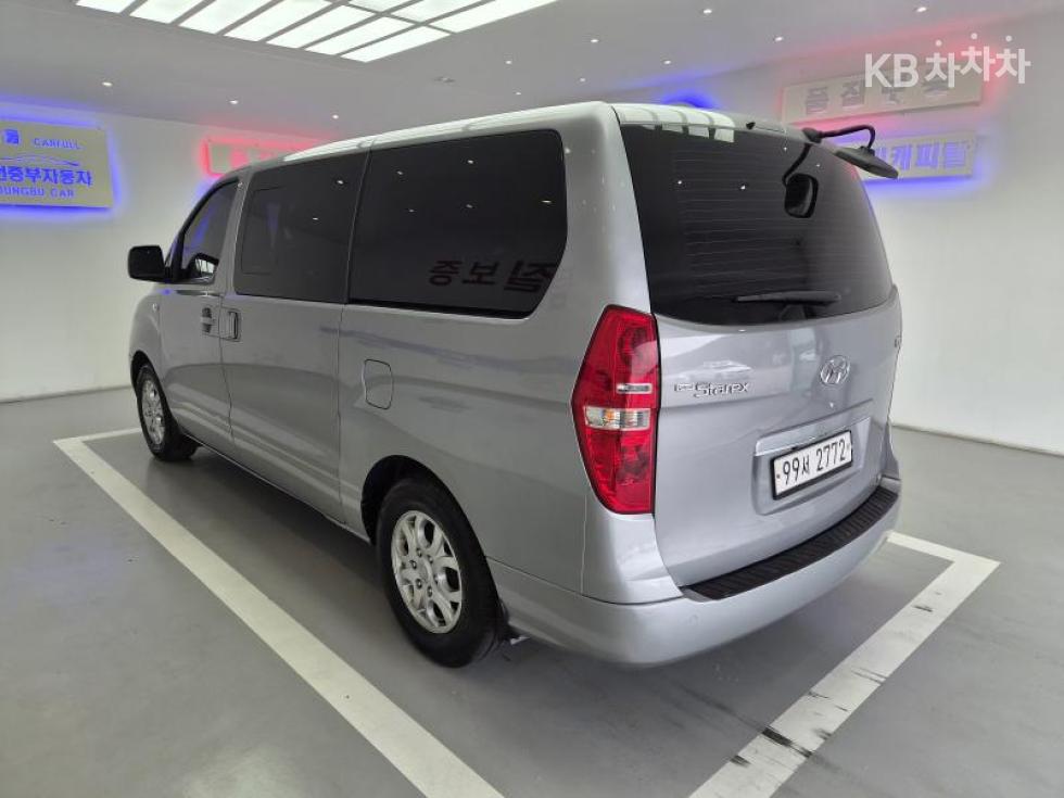 Hyundai Starex — miniaturë 4