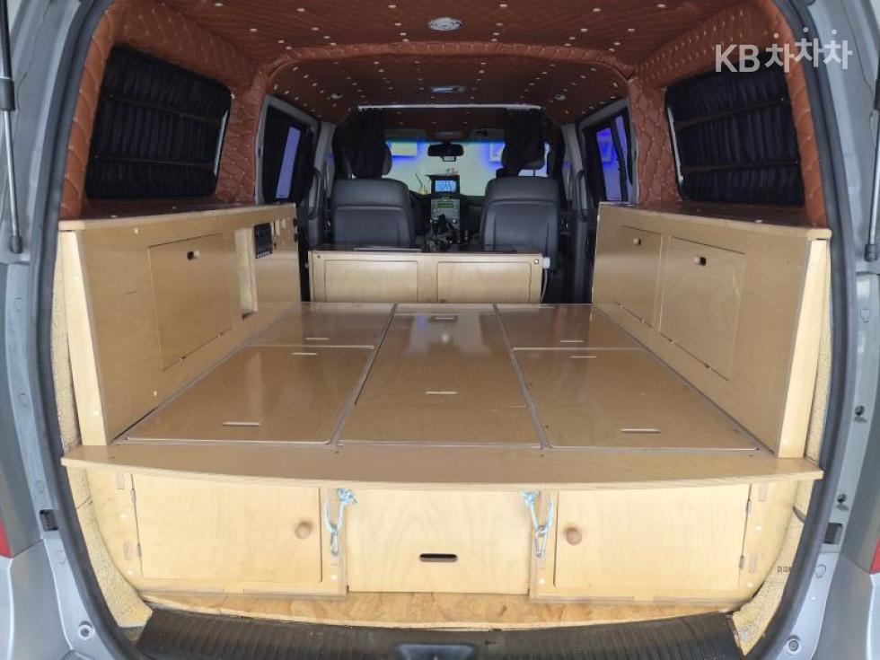 Hyundai Starex — miniaturë 6