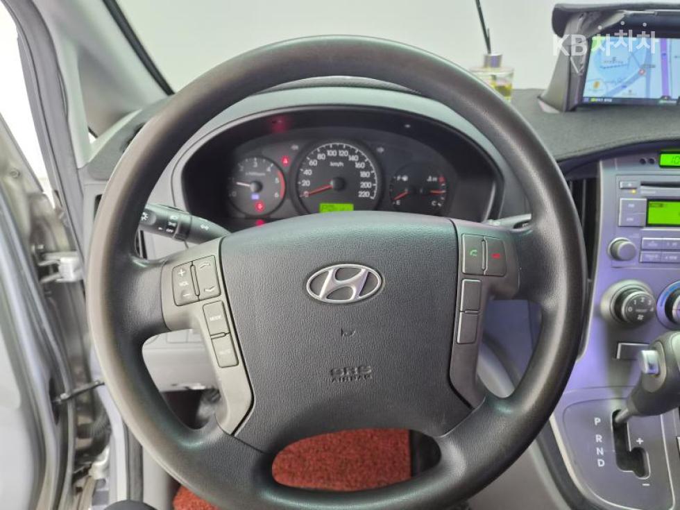 Hyundai Starex — miniaturë 15