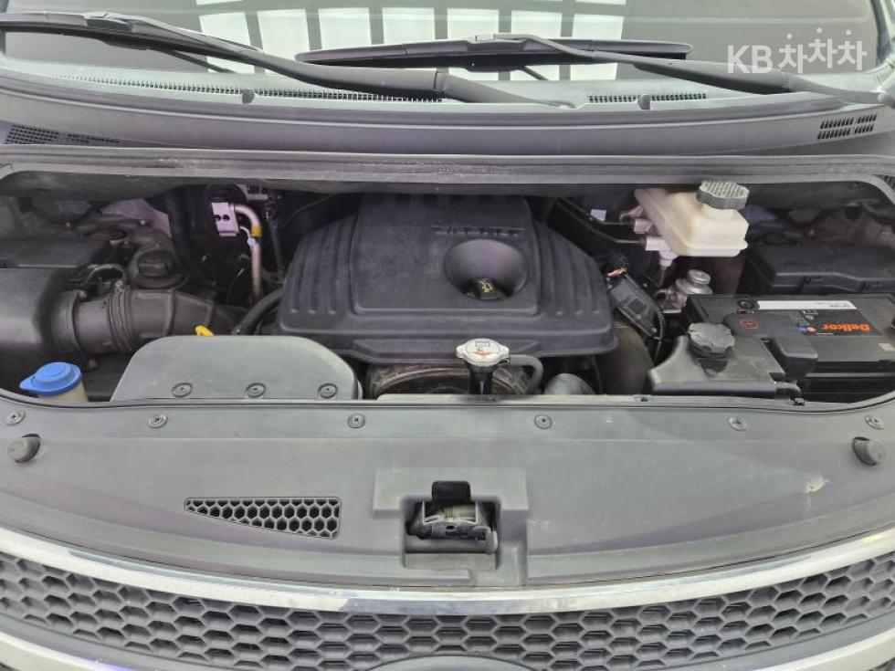 Hyundai Starex — miniaturë 18