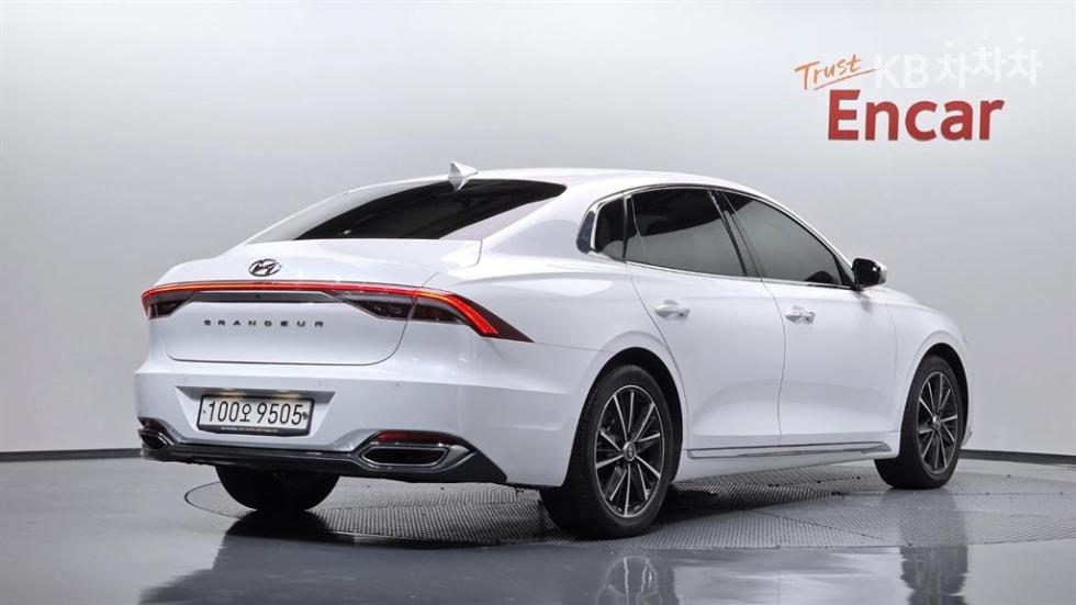 Hyundai Grandeur — miniaturë 2
