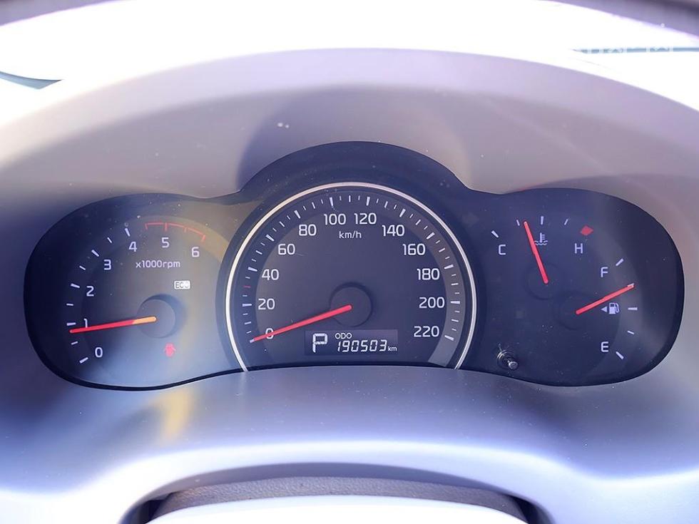 Kia Carnival — miniaturë 6