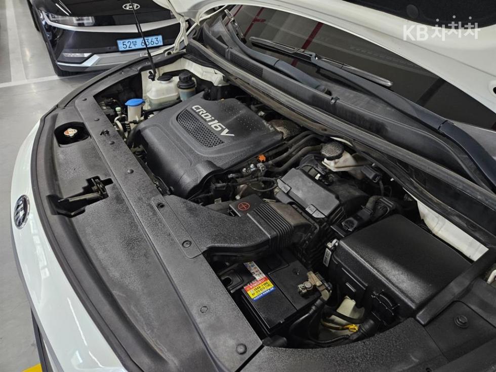 Kia Carnival — miniaturë 5