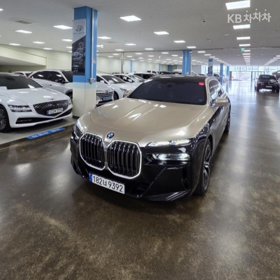 BMW 7-Series