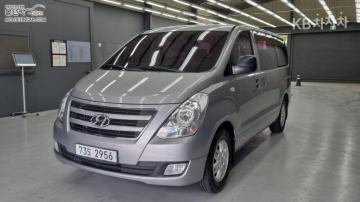 Hyundai Starex 12인승 왜건 CVX — foto 1