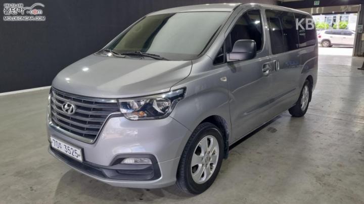 Hyundai Starex lpi 12  seats  smart — foto 1