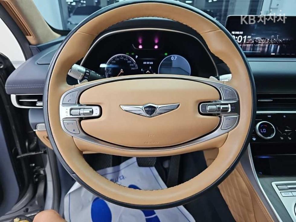 2020 Genesis GV80 photo