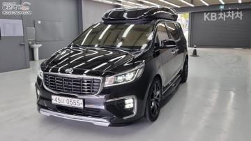 Kia Carnival 9인승 2.2 디젤 하이리무진 — foto 1