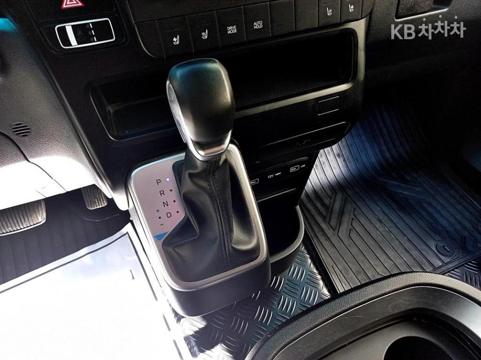 Hyundai Staria — miniaturë 11