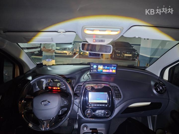 Renault Korea Qm3 2015 photo 4