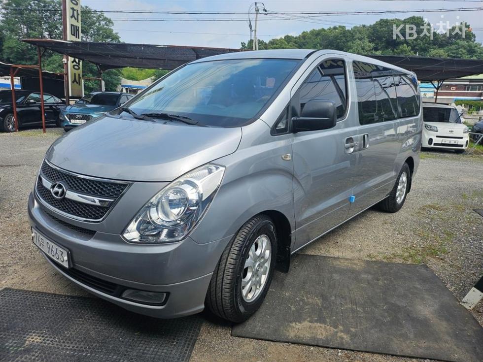 Hyundai Starex — miniaturë 2
