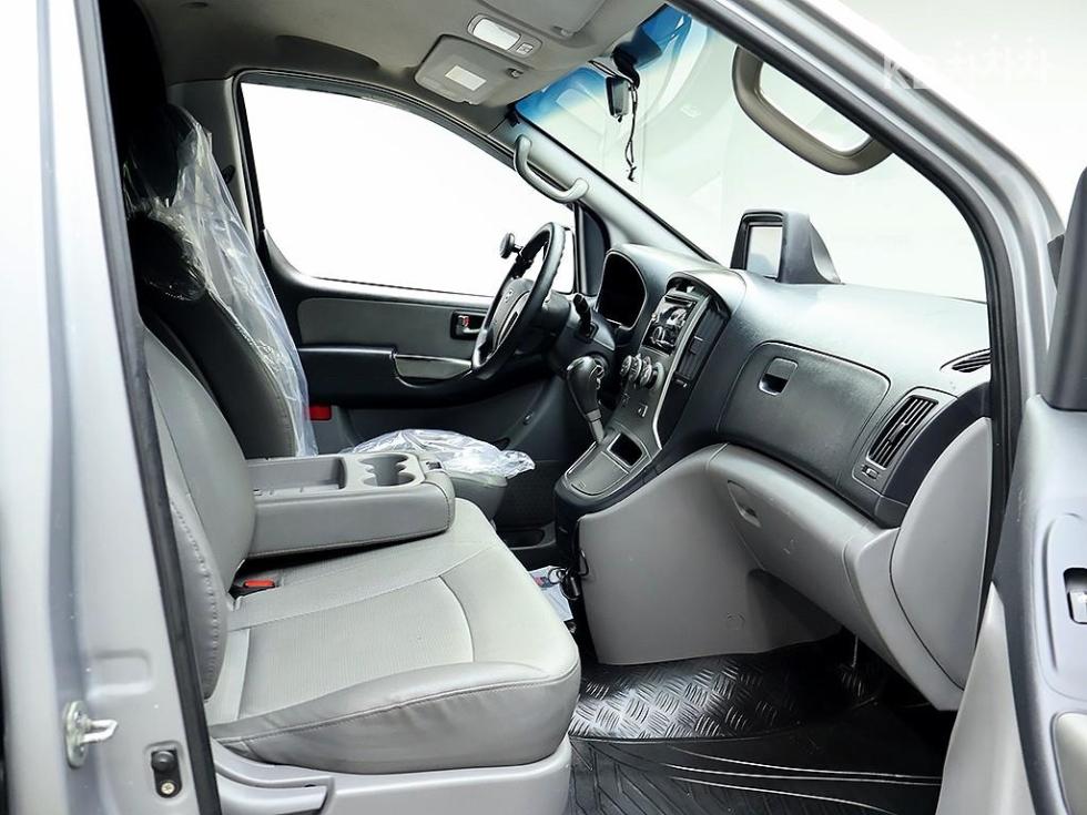 Hyundai Starex — miniaturë 11