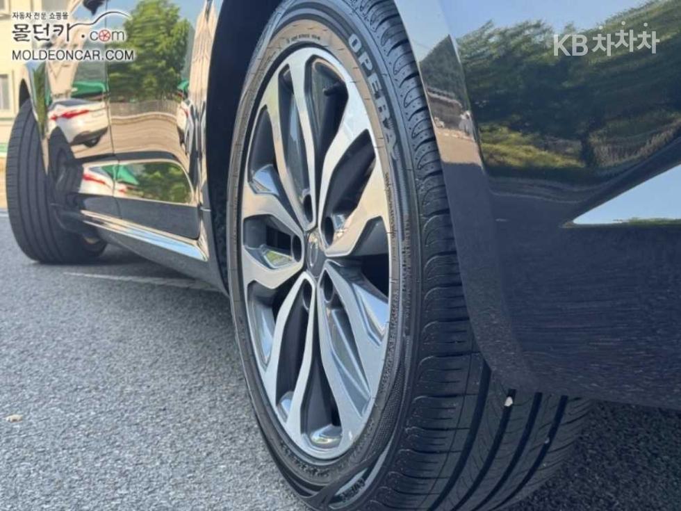 Renault Samsung SM6 — miniaturë 10