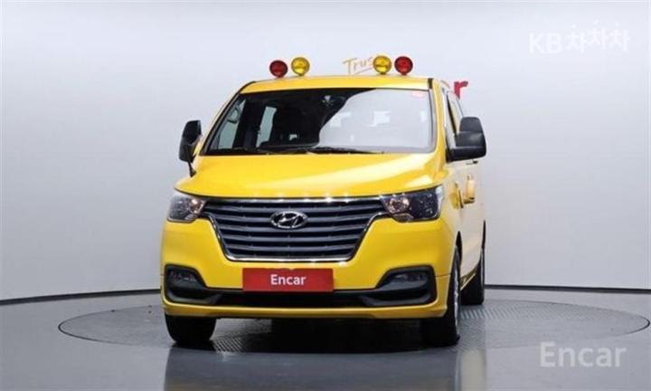 Hyundai Starex School Bus — foto 1