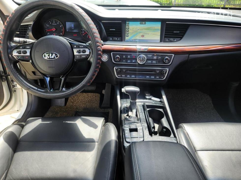 Kia K7 — miniaturë 10