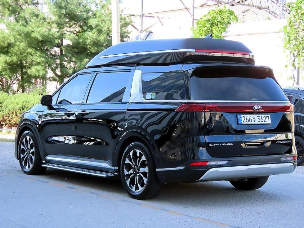 Kia Carnival — miniaturë 3