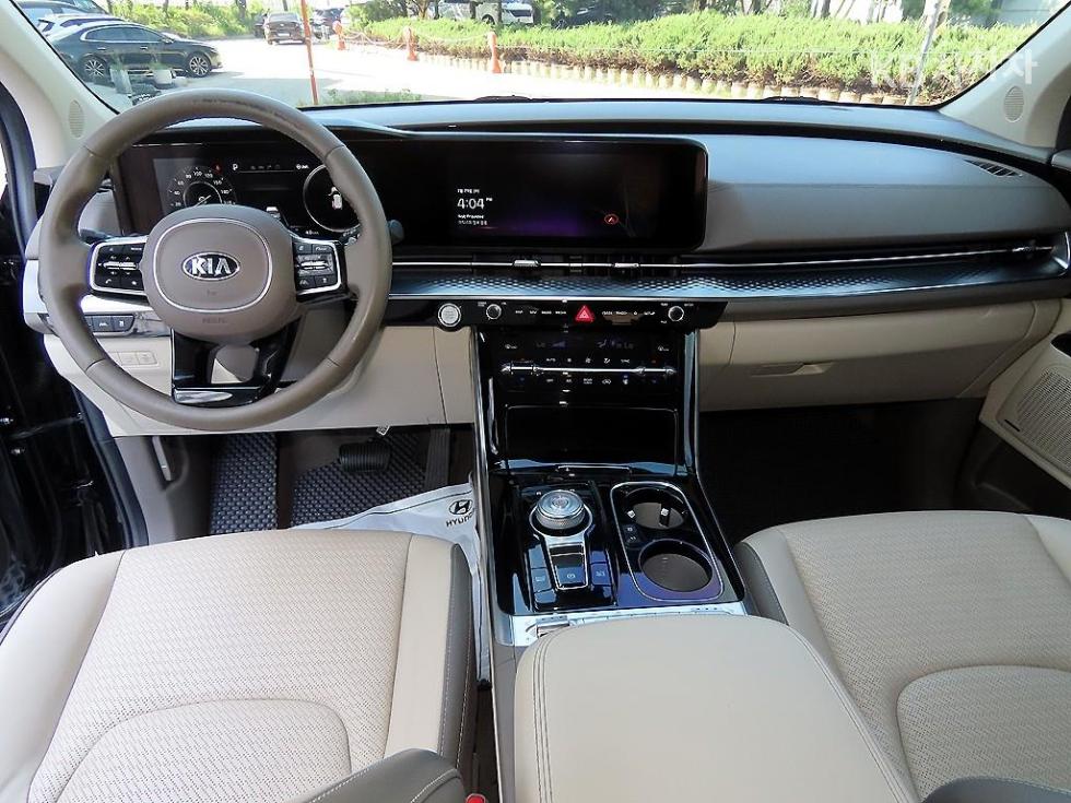 Kia Carnival — miniaturë 7