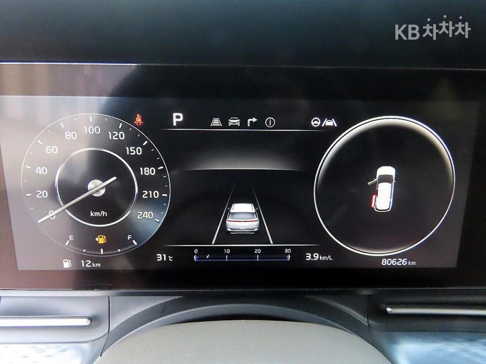 Kia Carnival — miniaturë 9