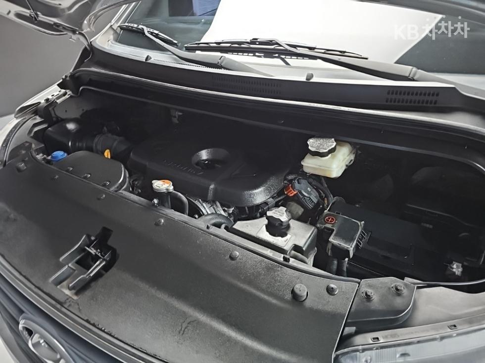 Hyundai Starex — miniaturë 5